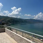 아파트 Lakeview *