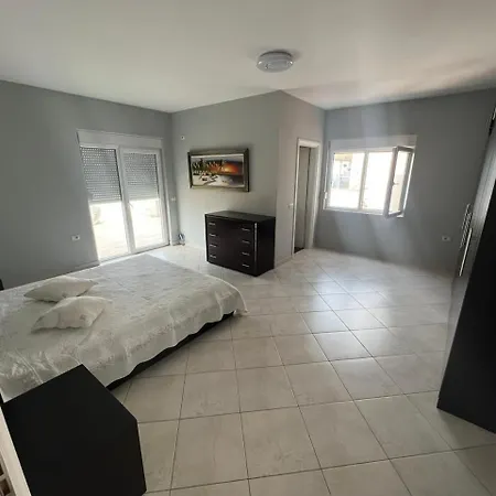 Lakeview Appartement Pogradec