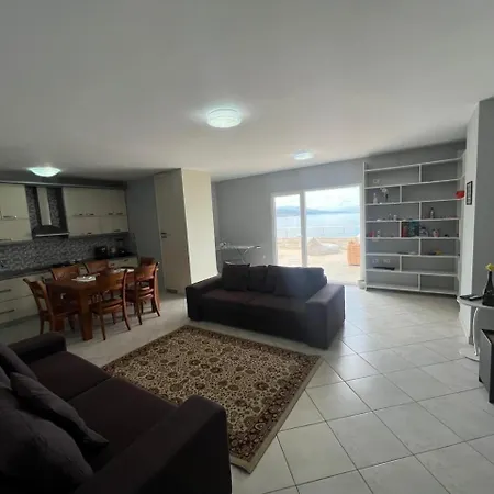 Lakeview Appartement Pogradec